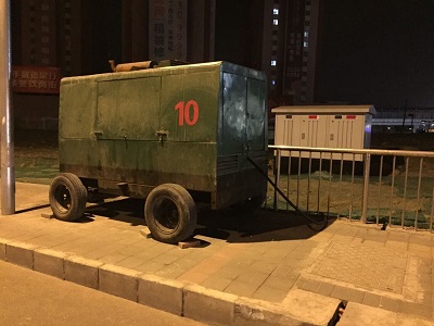 路燈停電，大型發(fā)電機(jī)出租應(yīng)對(duì)停電